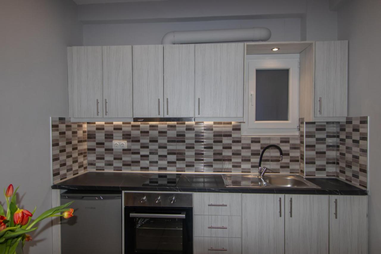 Stefania Apartment *